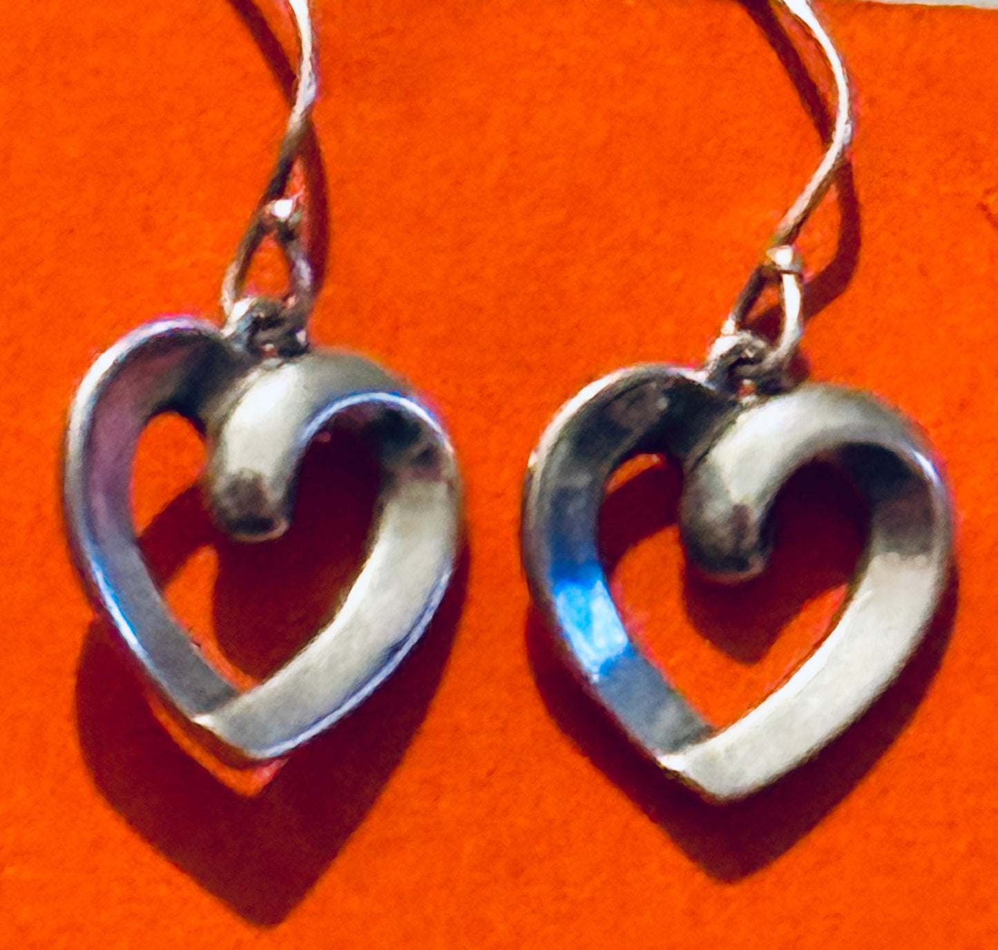 Pre owned James Avery Retired Silver Vintage Ribbon Heart Dangle Earrings W/ JA Box