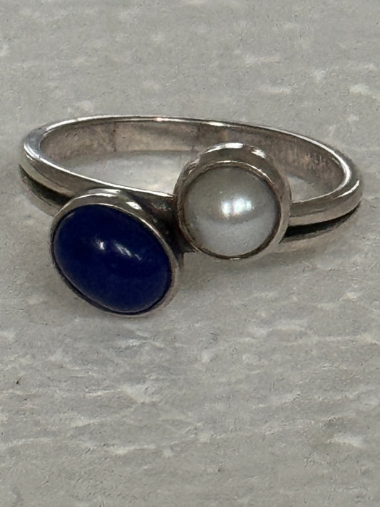 Pre Owned James Avery Retired Lapis Luzuil Cabachon And Pearl Silver Ring Size 9.75