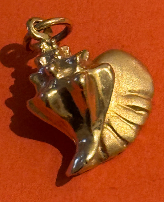 PreOwned James Avery Retired Rare HTF 14k Gold Spider Conch Sea Shell Charm