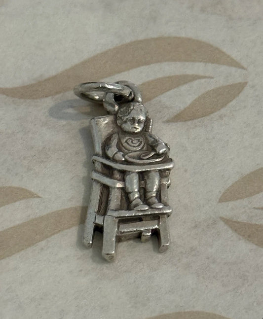 Pre-Owned James Avery Retired Sterling Silver Baby/Child in High Chair