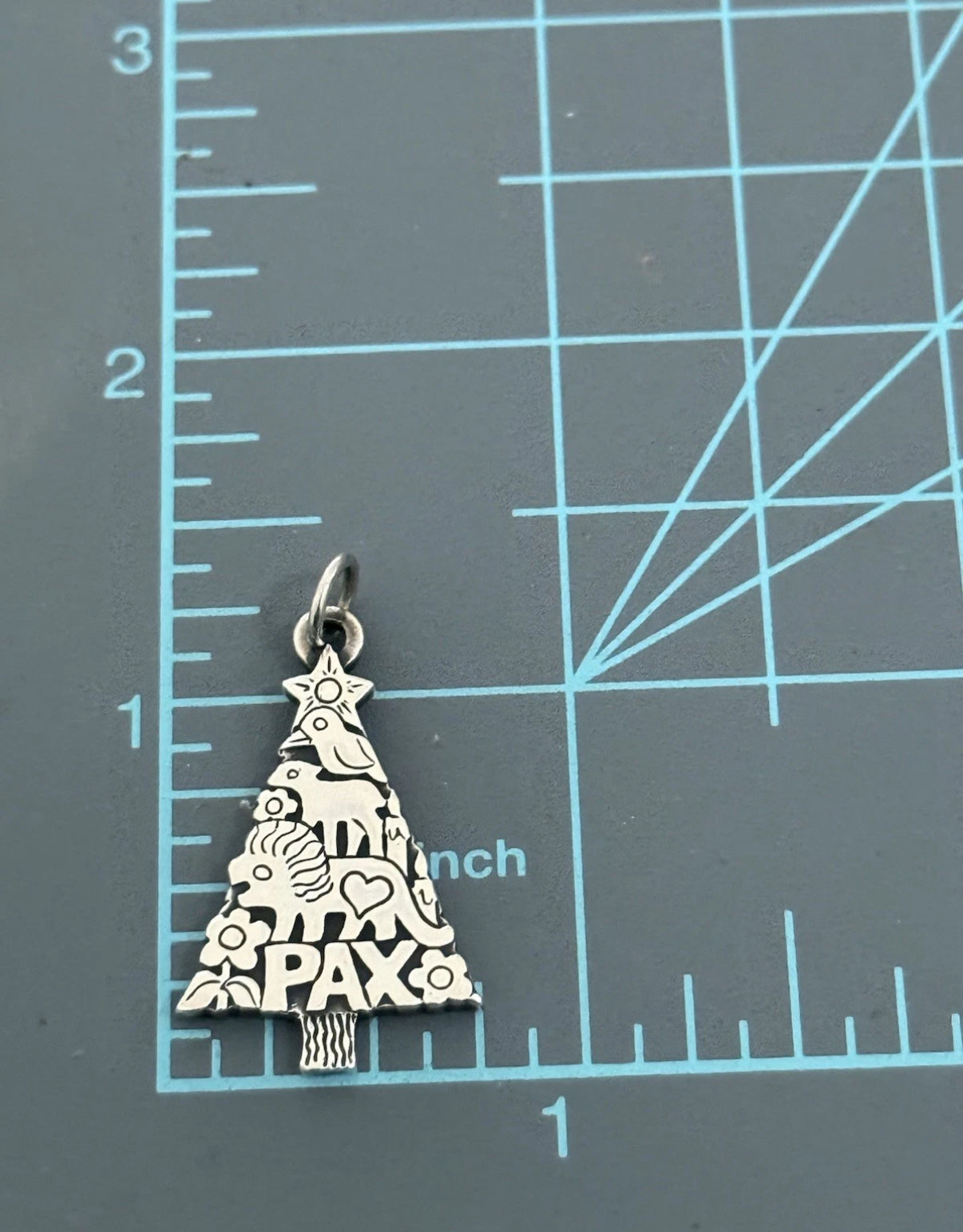 Pre-Owned James Avery Retired Sterling Silver Pax Tree of Love Peace Pendant
