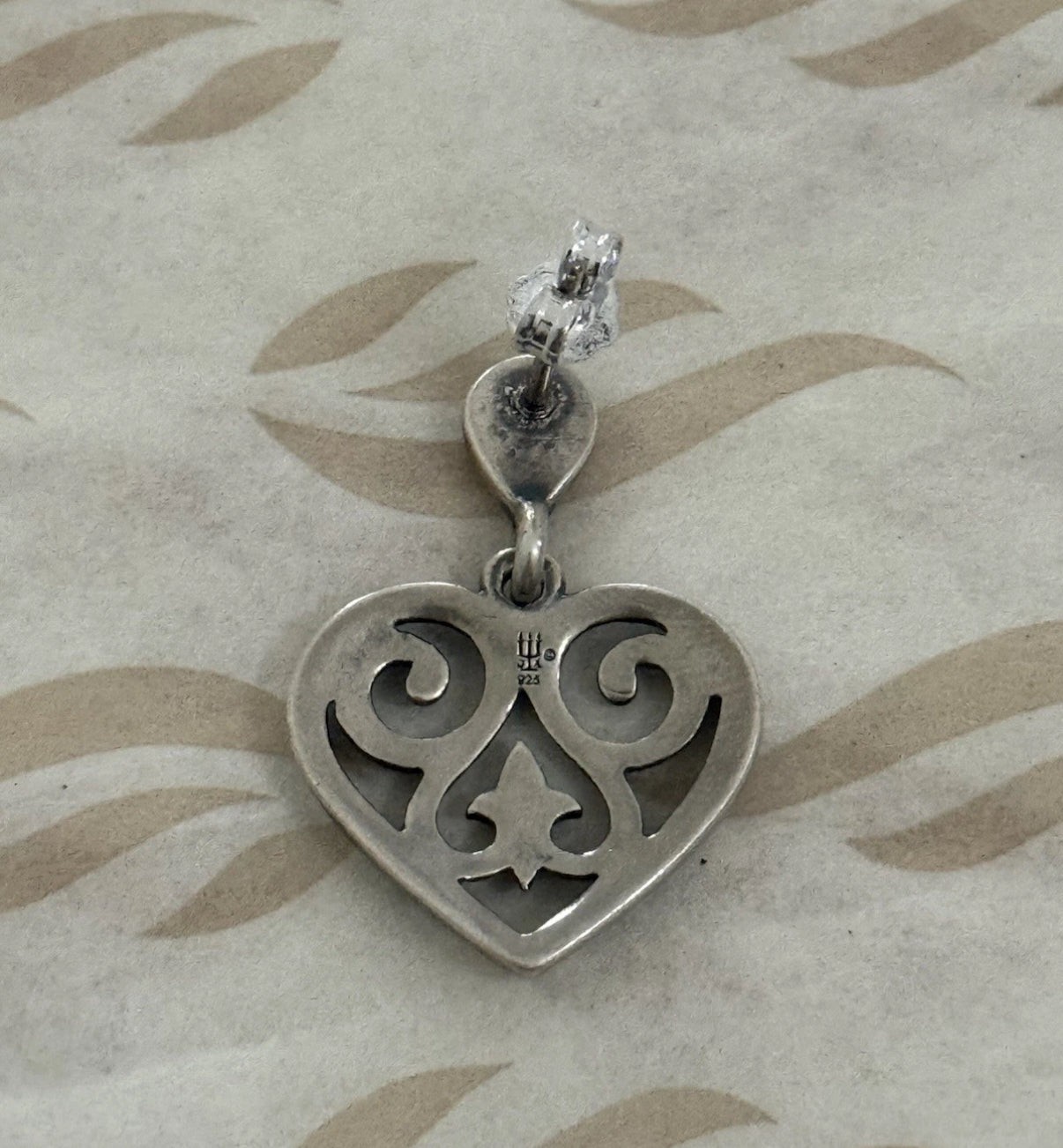 Pre-Owned James Avery Retired Sterling Silver French Heart Scroll Dangle Earrings