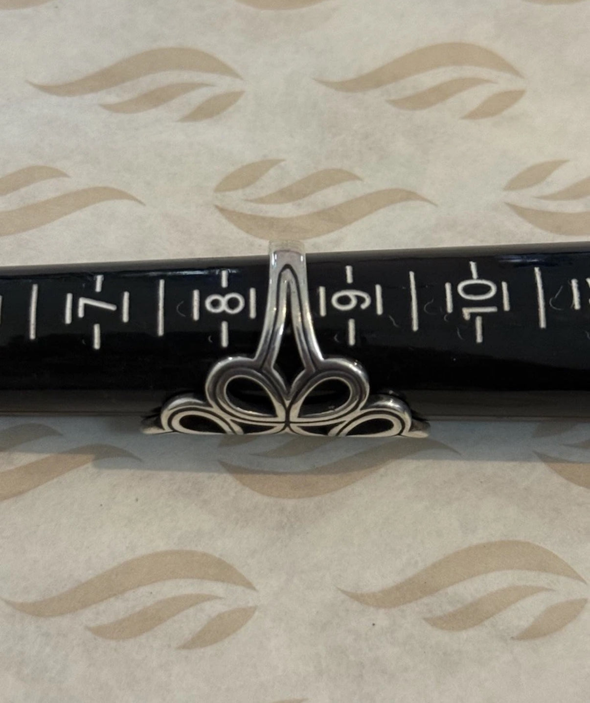 Pre-Owned James Avery Retired Sterling Silver Long Tracery Ring Size 8.5