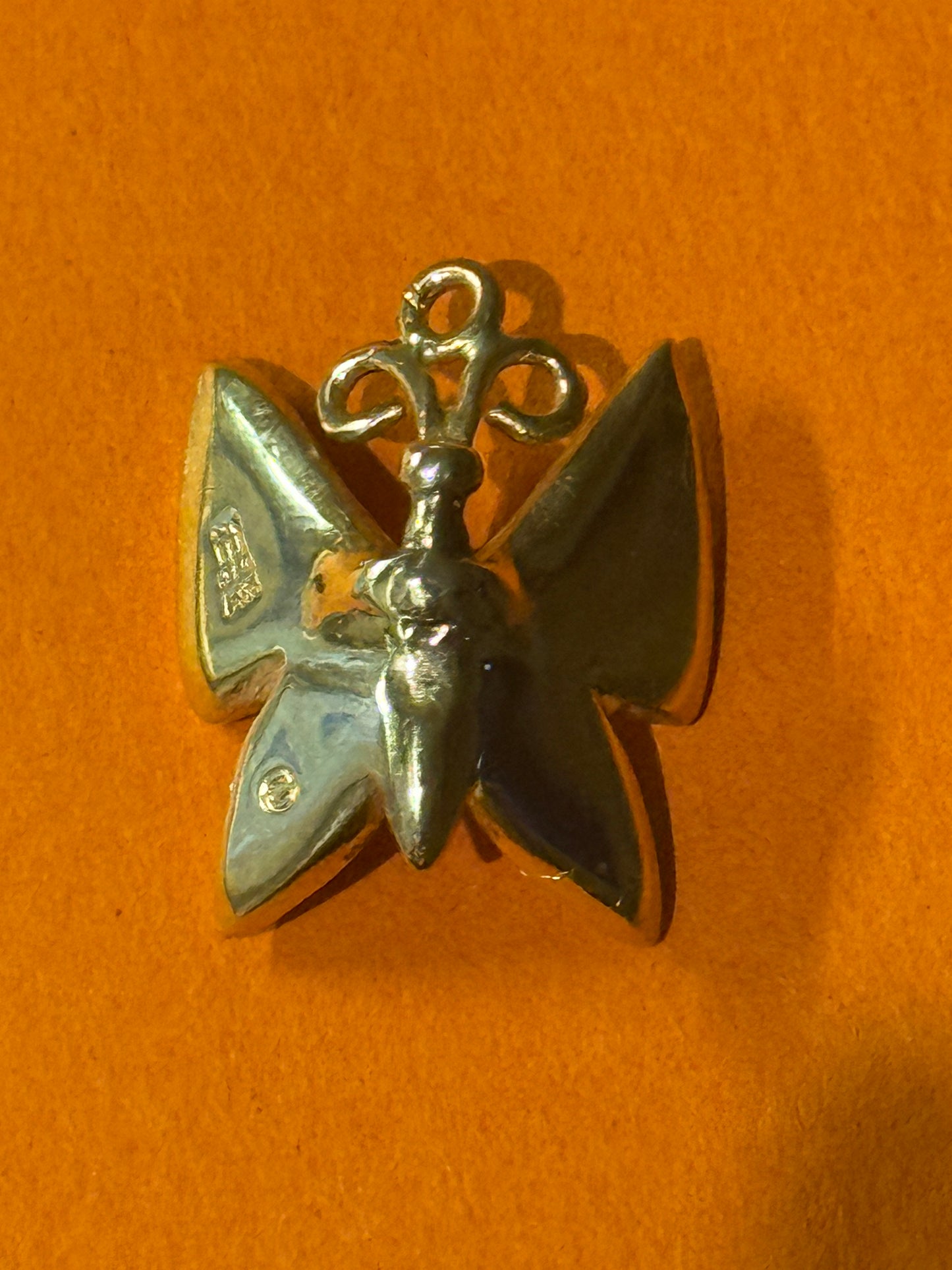 Pre Owned James Avery Retired RARE Hard To Find 14k Gold Mariposa Charm