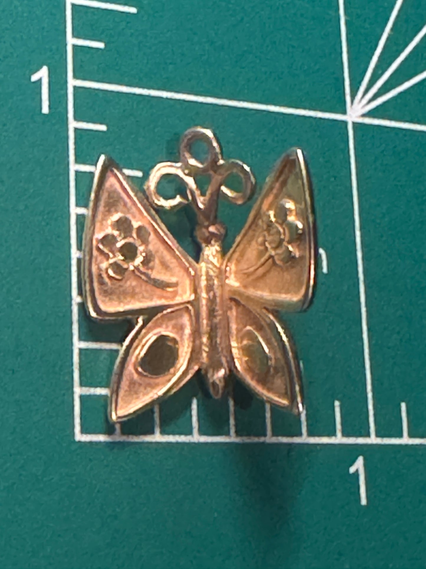 Pre Owned James Avery Retired RARE Hard To Find 14k Gold Mariposa Charm