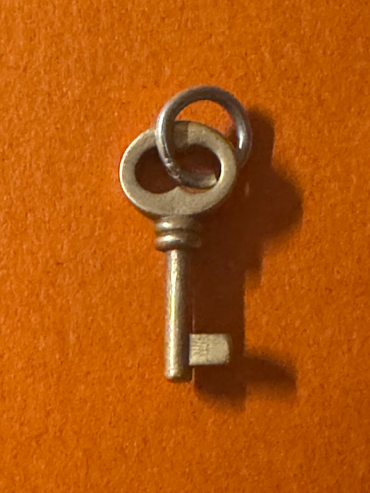 Pre Owned James Avery Retired Forever Bronze Mini Key Charm