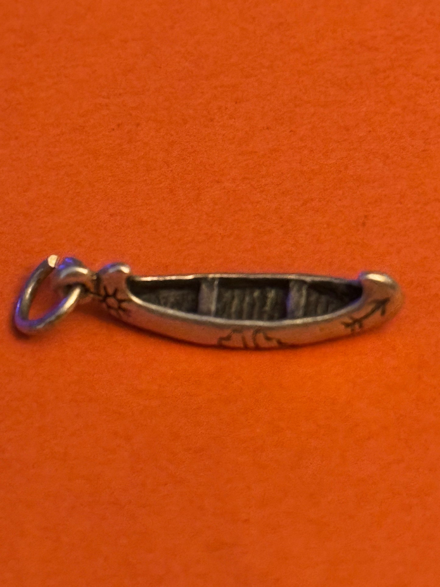 Pre Owned James Avery Original Release Silver Canoe Charm