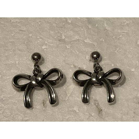 MINT CONDITION James Avery Retired Silver Bow Post Earrings In JA Box And Pouch Pre-Owned