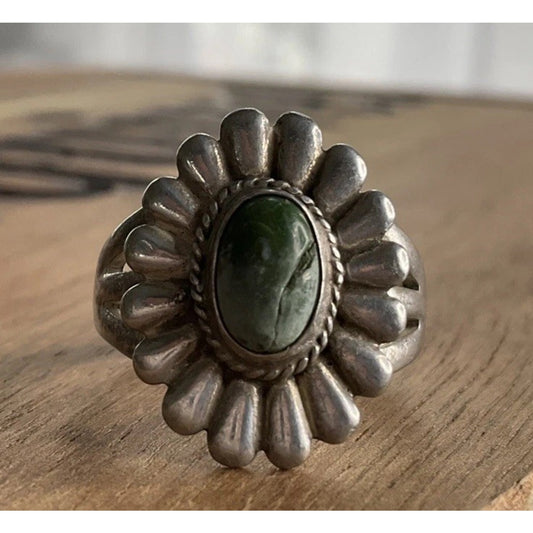 Vintage Sterling Silver Green Turquoise Ring Navajo Style Cluster Size 8