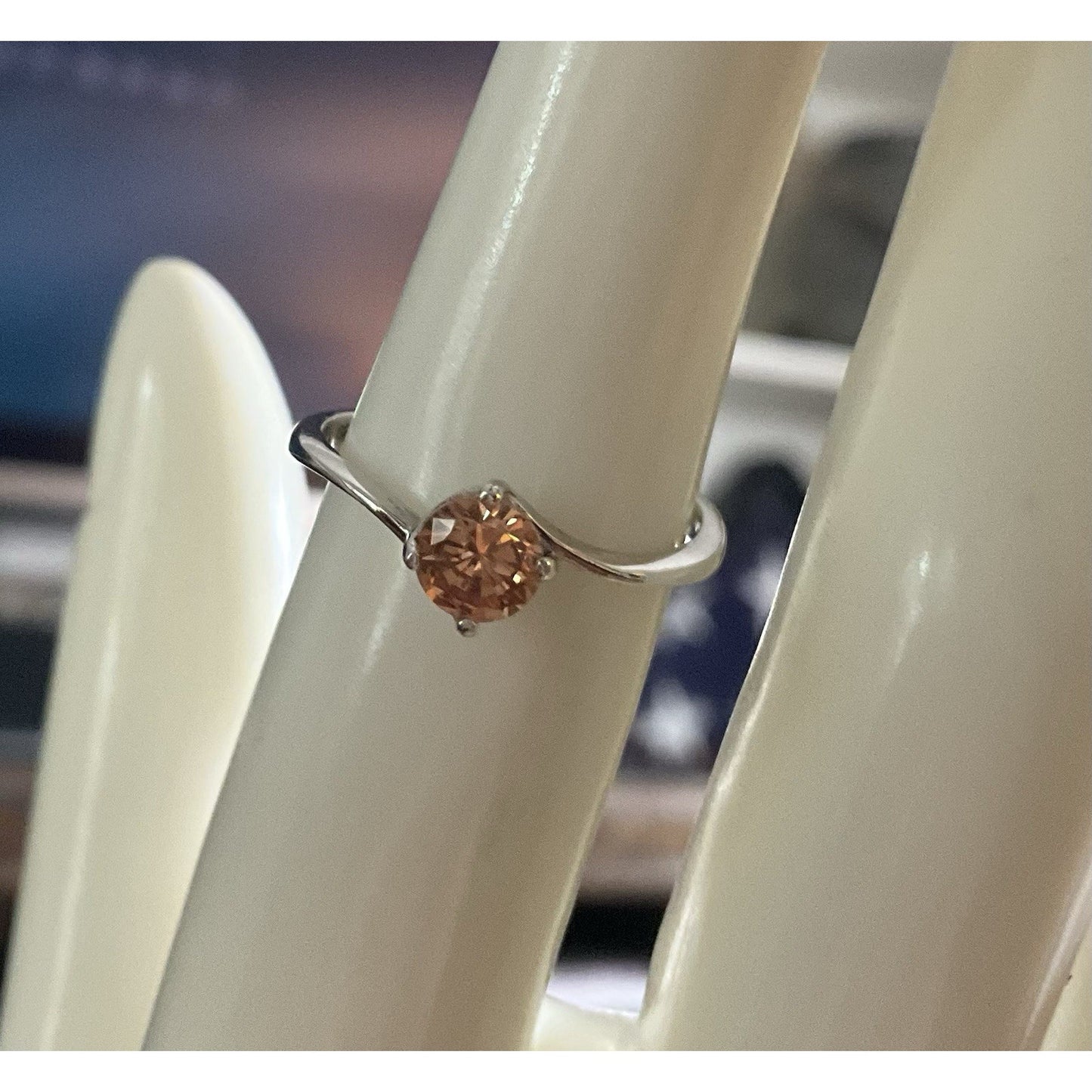 S925 Sterling Silver Orange Citrine-Color Solitaire Ring Size 6.5 Round Stone