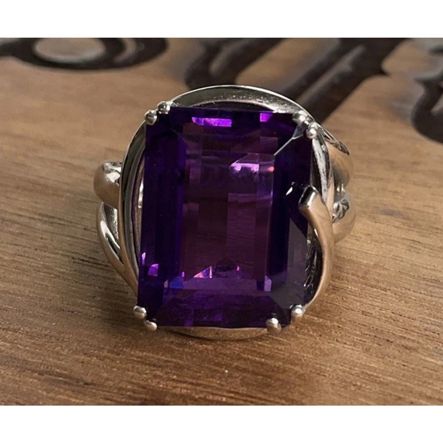 Modern Estate JW 925 Sterling Silver Emerald Cut Purple Amethyst Ring Size 7.5