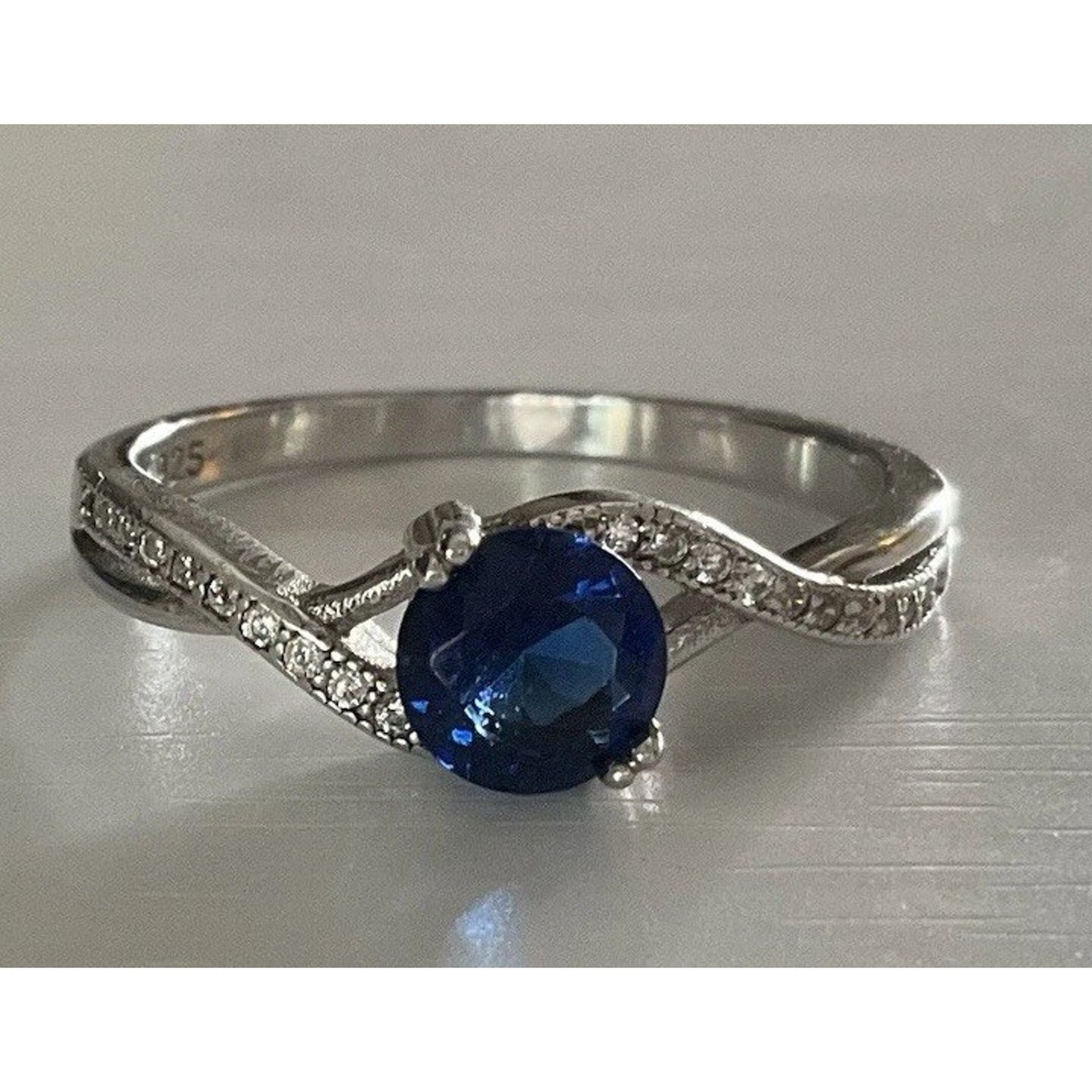 Sterling Silver Blue Sapphire Ring Size 8.5 Round Solitaire Halo Twist