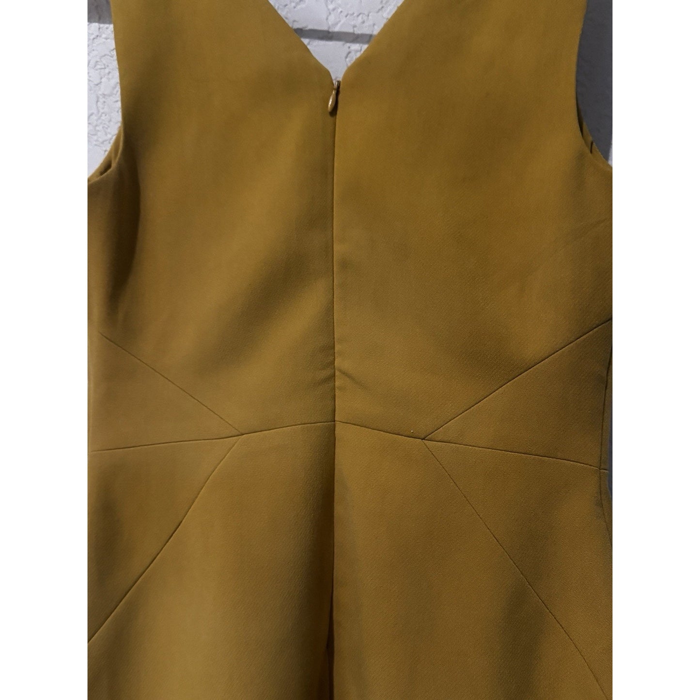 NWT Banana Republic Dress Size 2 Mustard Gold V Neck Sheath Career $99 MSRP