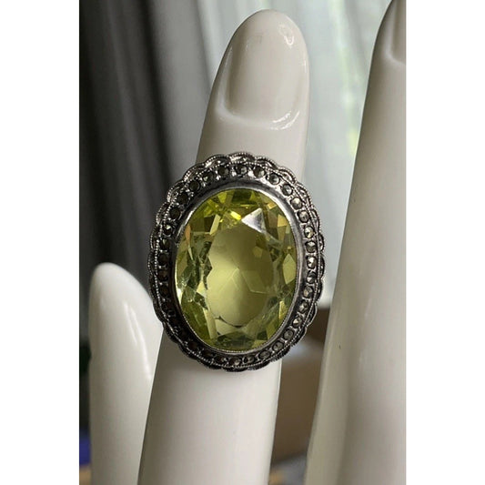Vintage Sterling Silver Peridot Ring Size 5 Oval Yellow Green Gemstone Size 5