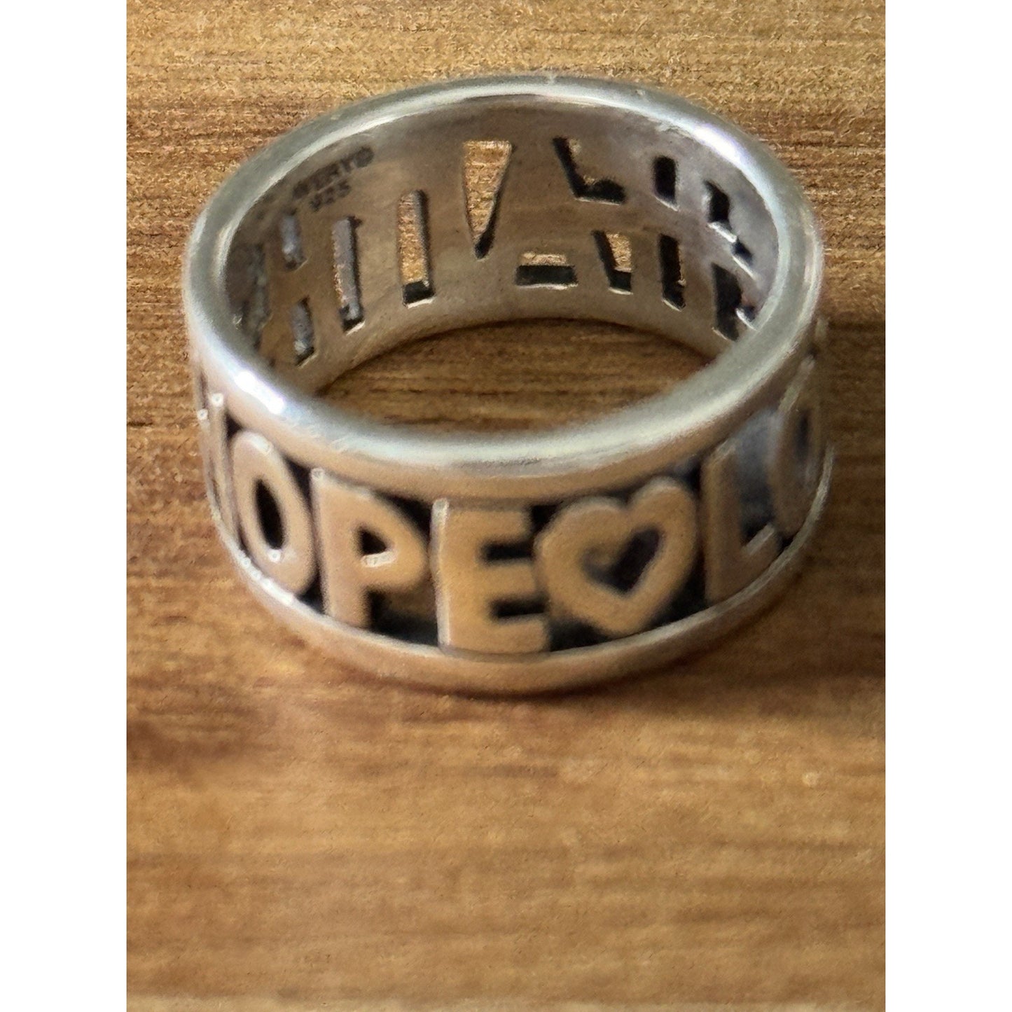 Pre Owned James Avery Retired Sterling Silver Faith Hope And Love Ring Size 6