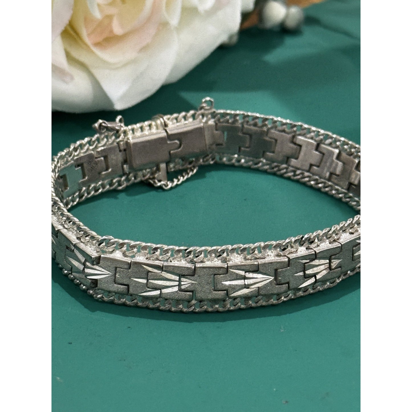 Vintage 925 Sterling Silver Arrow Geometric 70-80s Wide Bracelet 8” 40g