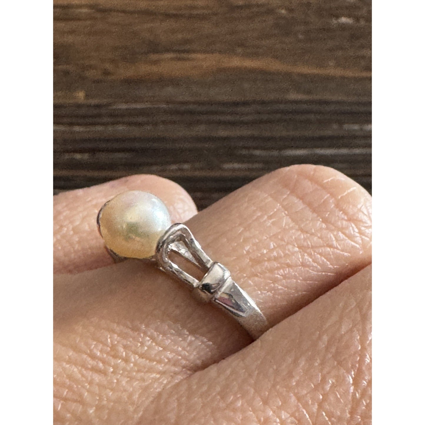 Vintage Sterling Silver Pearl Ring | Genuine Pearl Solitaire | Size 9