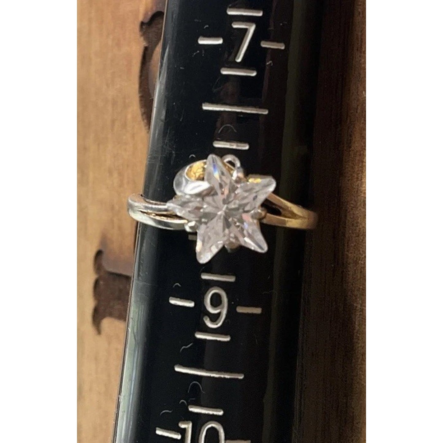 SETA Sterling Silver Star Ring 925 Clear CZ Star Statement Ring Size 8