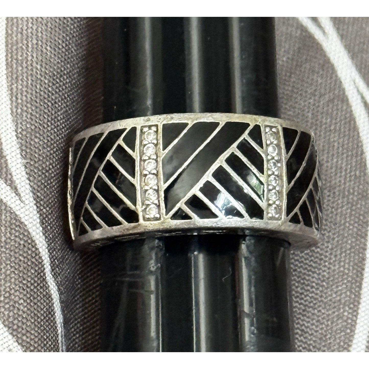 Belle Étoile Laguna Ring Sterling Silver Black Enamel Size 6.5 SOLD OUT