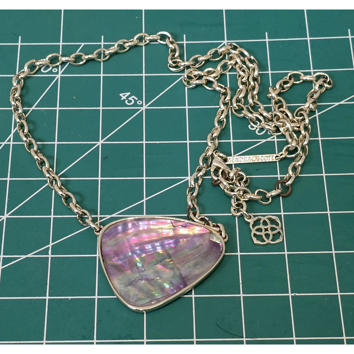 Retired KENDRA SCOTT Mckenna Gold Statement Pendant Necklace in Lilac Abalone