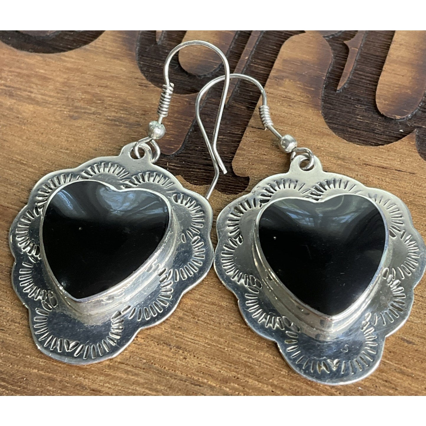 Vintage Native American Sterling 925 Black Onyx Heart Earrings Southwest 90s 13g