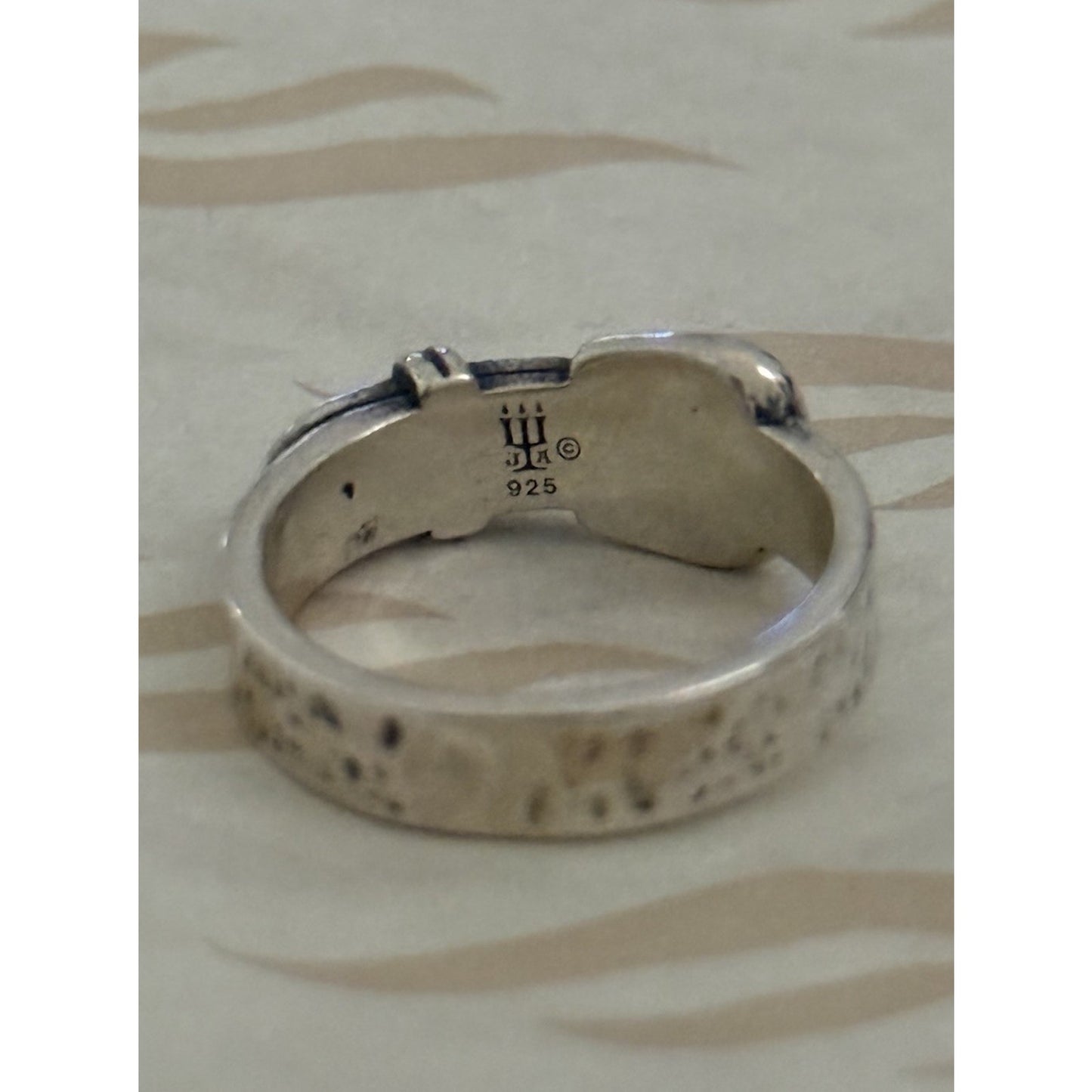 Pre owned James Avery Retired Sterling Silver Belt Buckle Ring Size 6.5