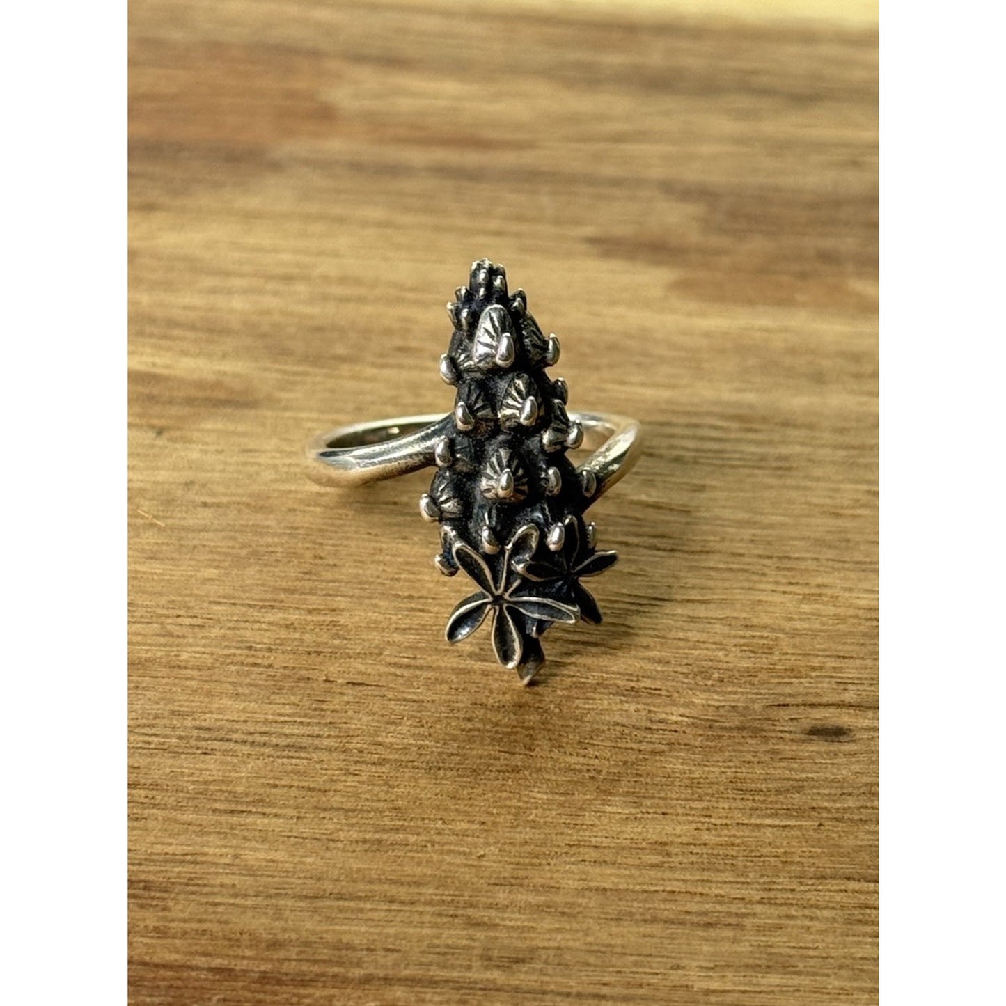 James Avery Retired Sterling Silver Texas Bluebonnet Ring Size 8