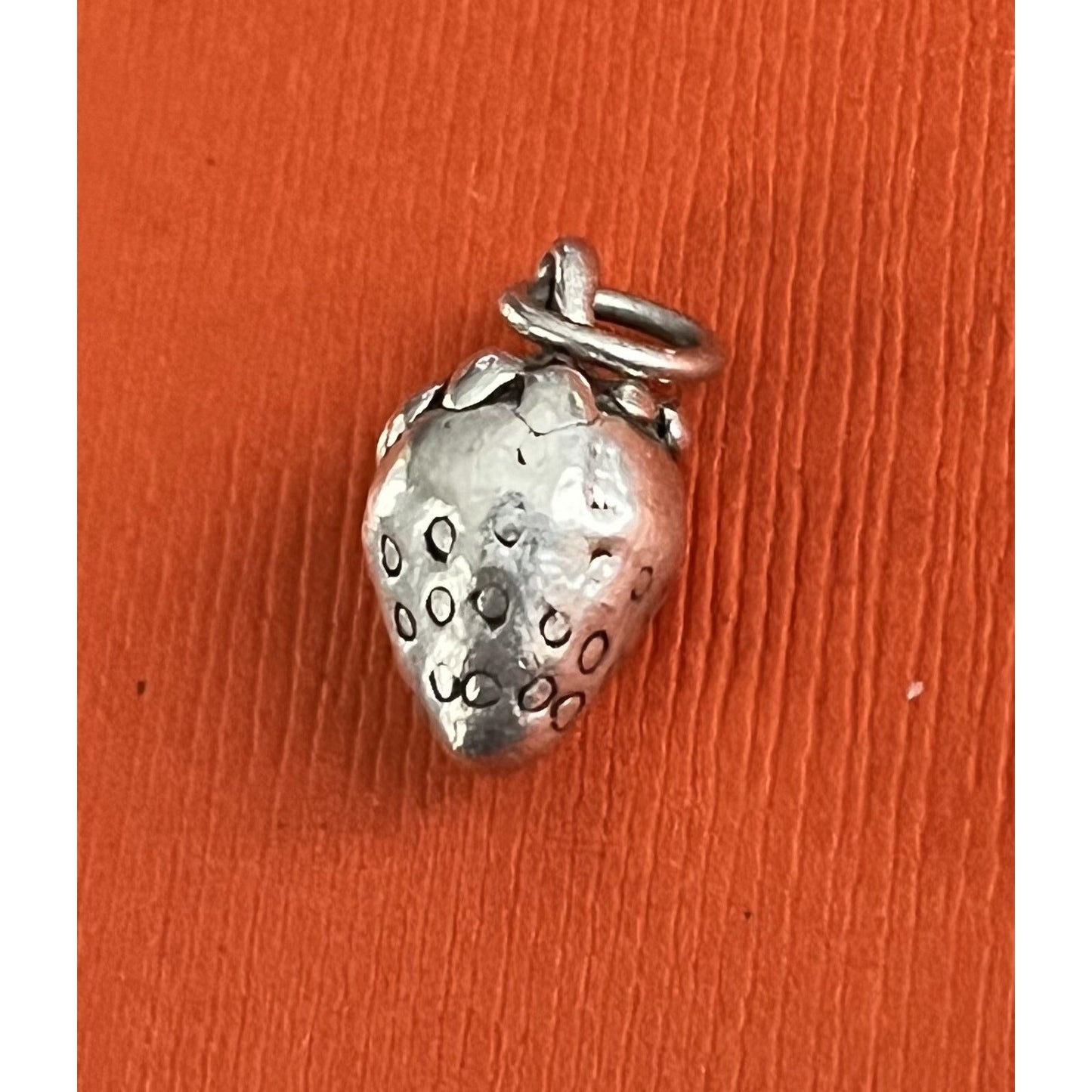 James Avery Retired Sterling Silver 3D Strawberry Charm Pre-Owned