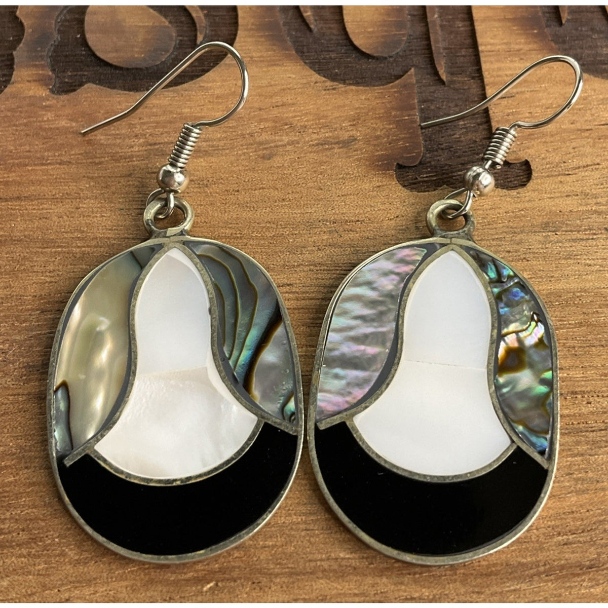 Vintage Alpaca Sterling Silver Mother of Pearl Abalone Inlay Dangle Earrings