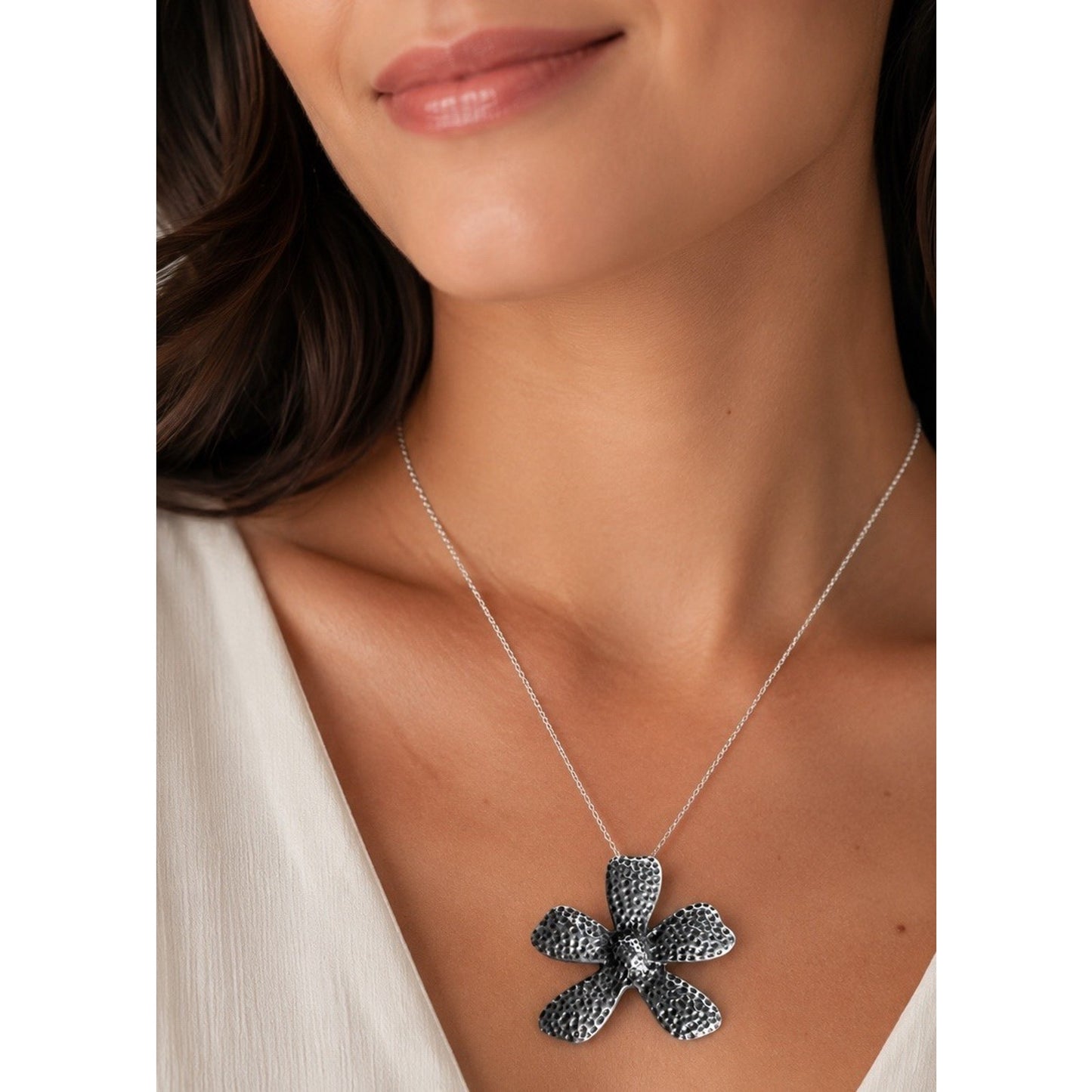 Bold Oxidized Silpada 925 Sterling Silver Pendant Daisy Flower