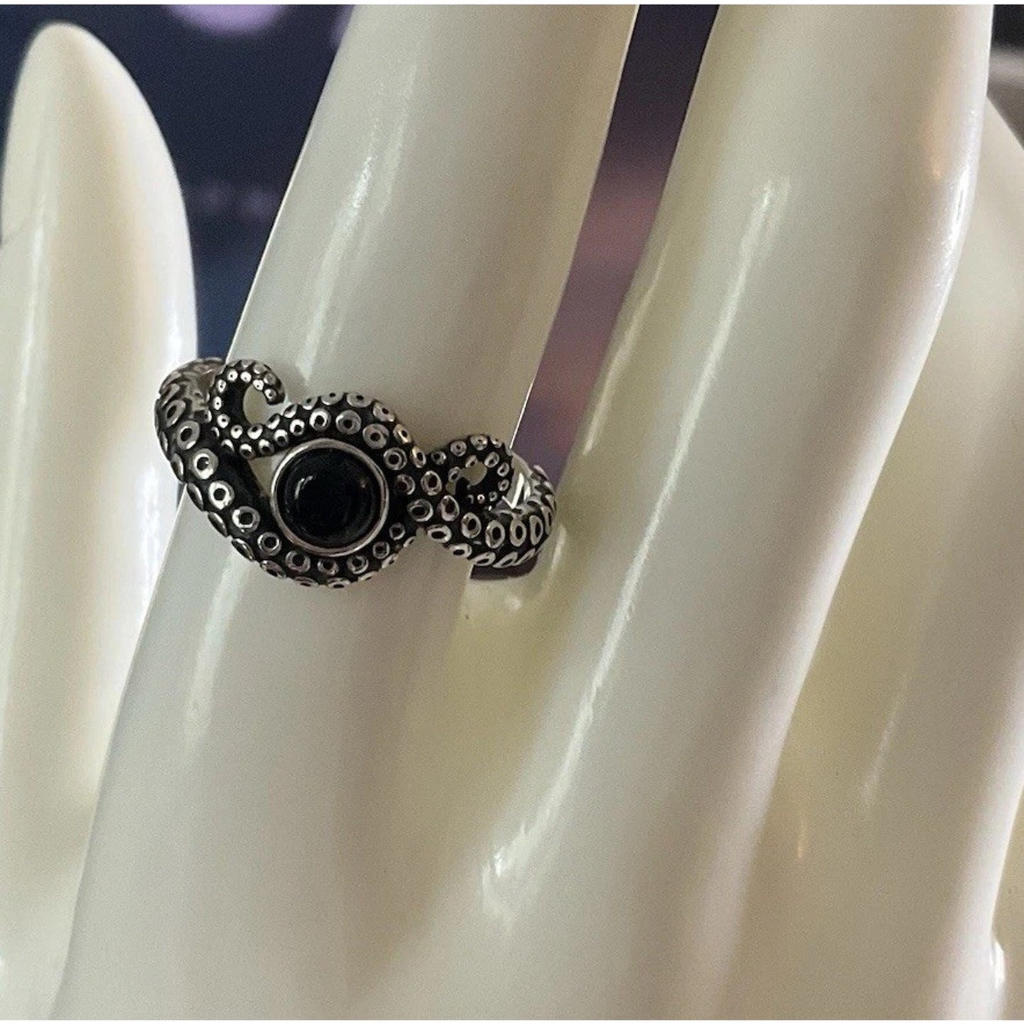Vintage Sterling Silver Octopus Tentacle Ring Size 10 Black Onyx Stone Ocean