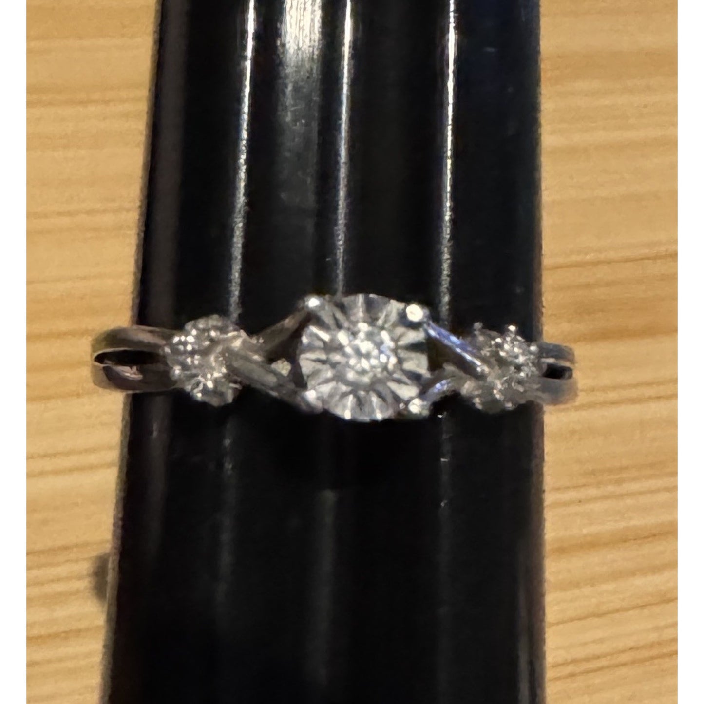 Vintage Sterling Silver Diamond Accent Sweetheart Ring Size 9 Starburst Setting