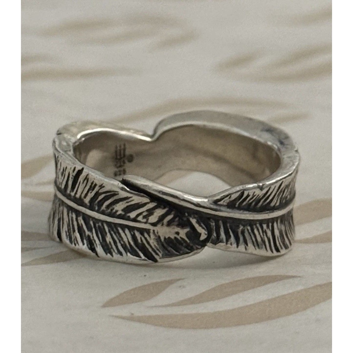 Pre Owned James Avery Retired Sterling Silver Birds of A Feather Ring Size 7.5