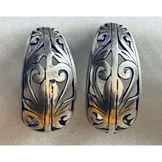 Vintage Sterling Silver Carved Scroll Hoop Earrings 1” Wide Oxidized 8g
