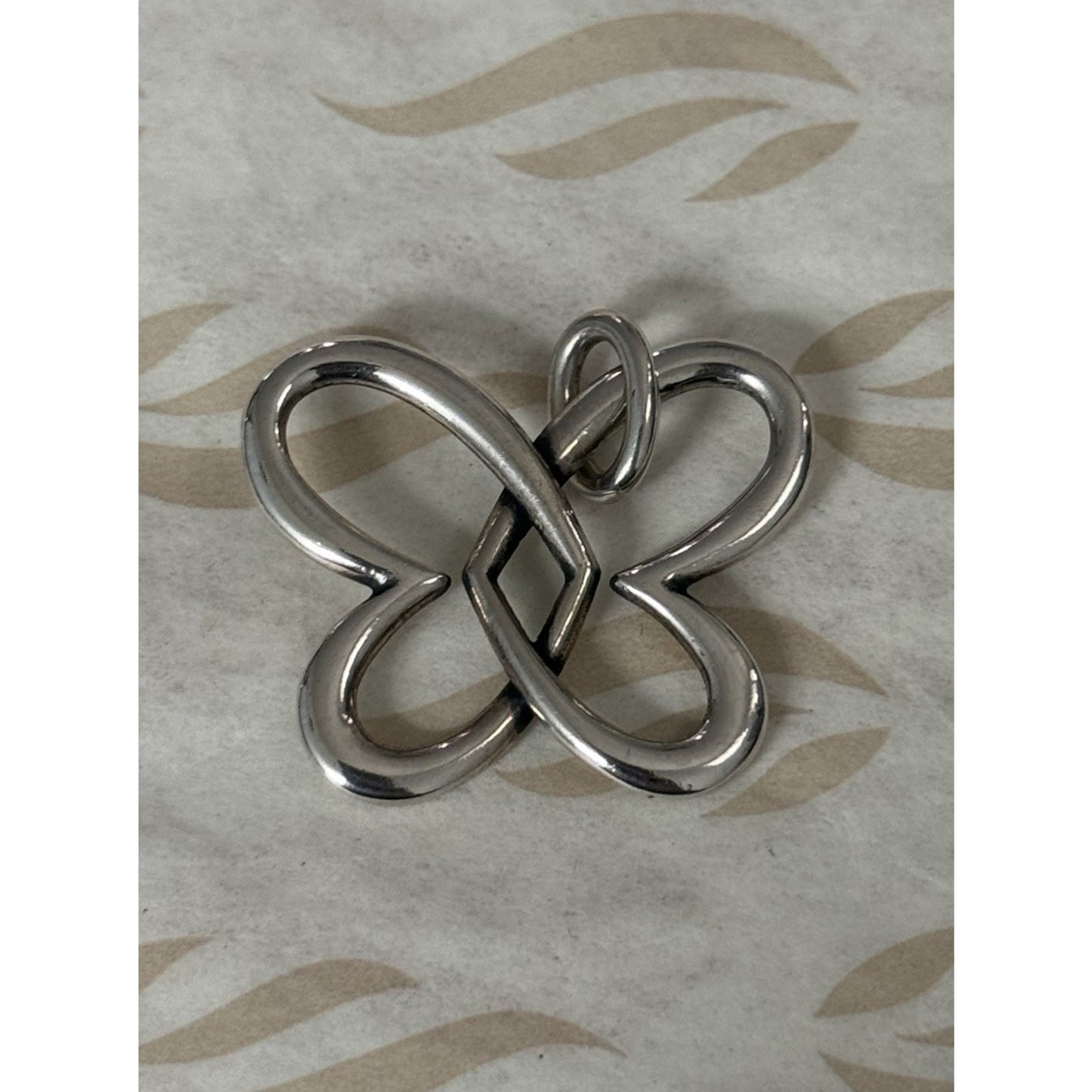 Pre owned James Avery Retired Sterling Silver Linked Hearts Butterfly Pendant