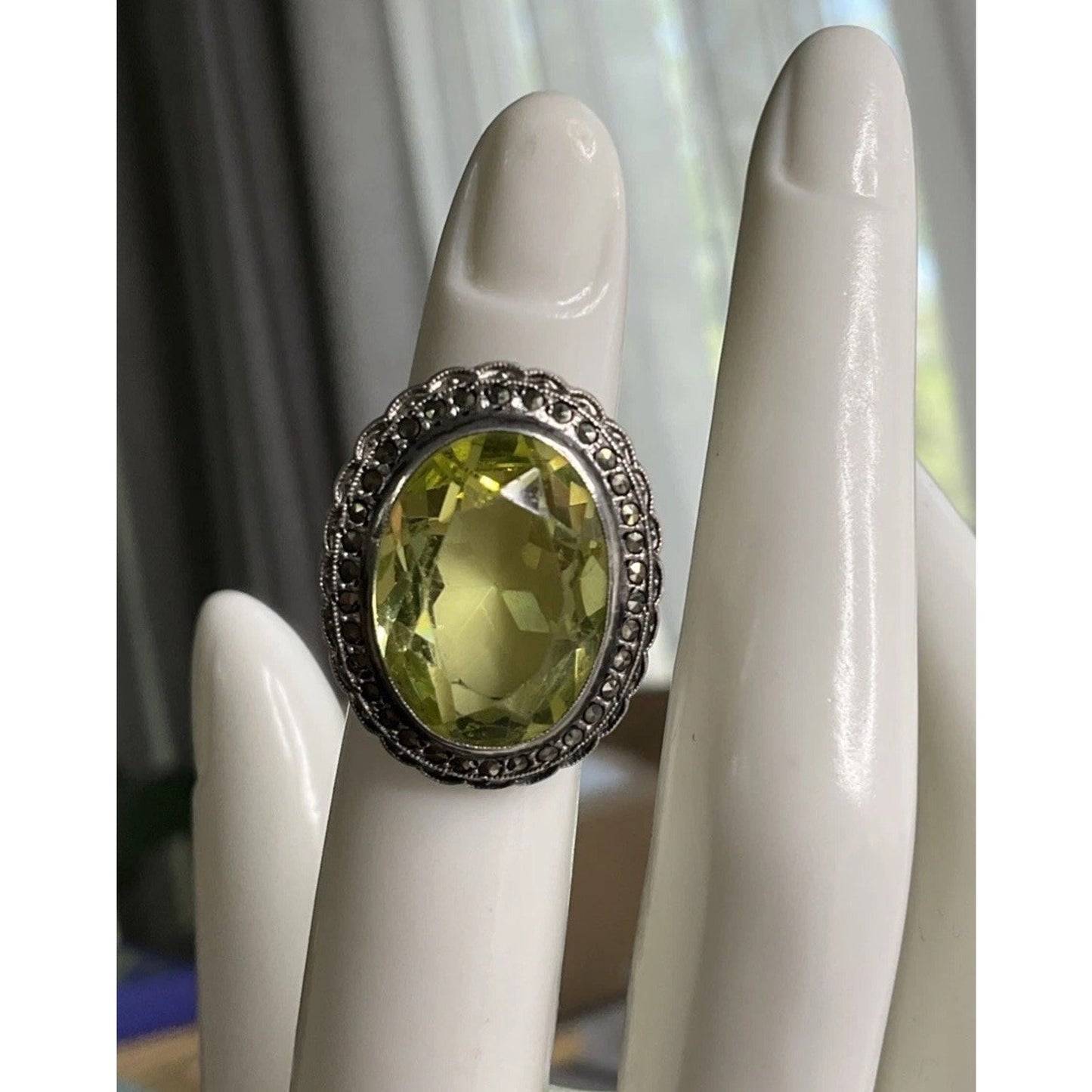 Vintage Sterling Silver Peridot Ring Size 5 Oval Yellow Green Gemstone Size 5