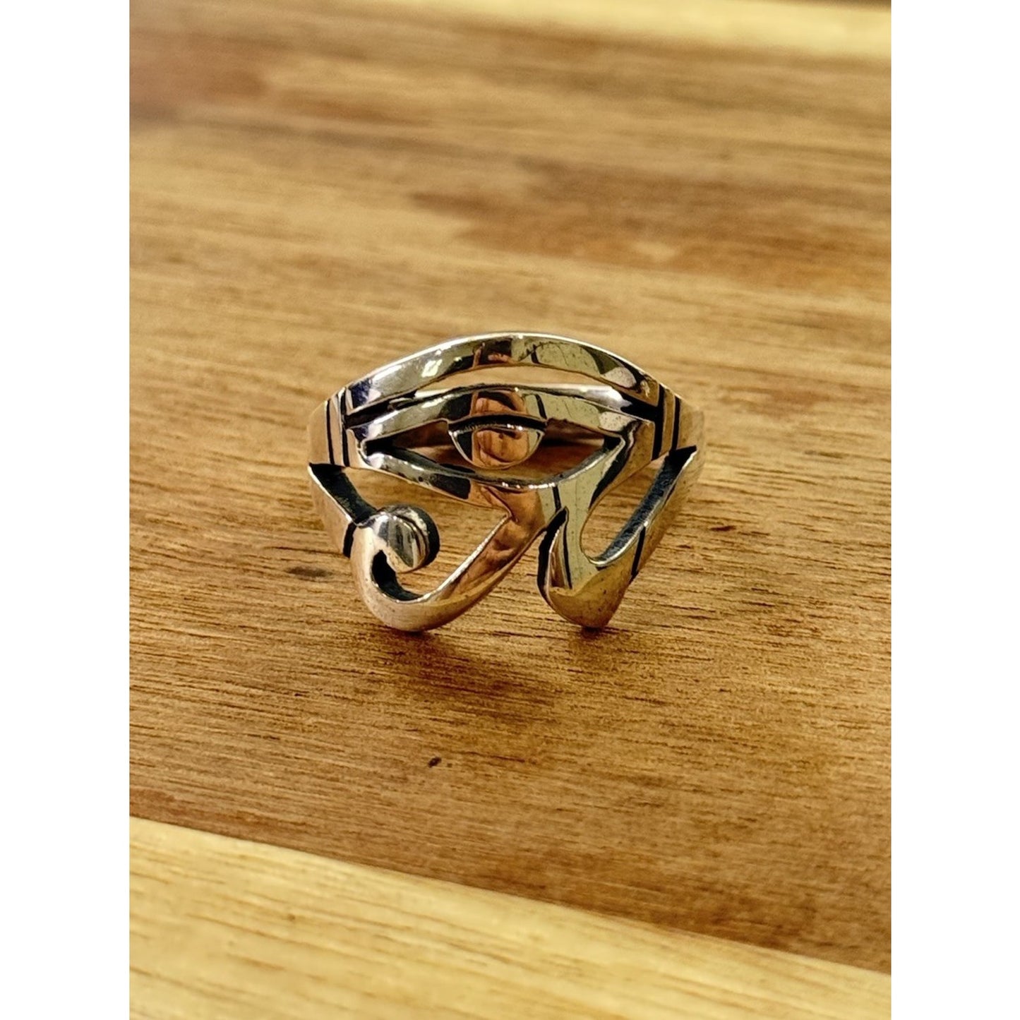 Retired James Avery Sterling Silver Eye of Horus Ring Size 11