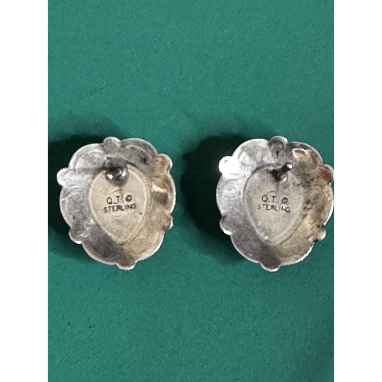 Vintage Native American Style Sterling Silver Zuni Inlay 5/8” Earrings O.T.