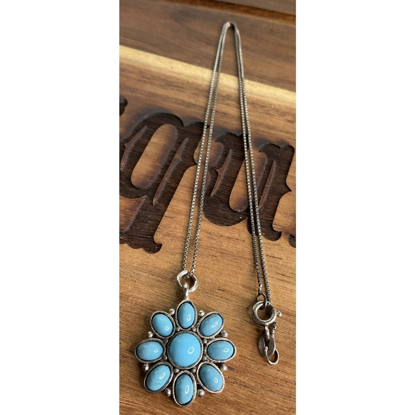 Vintage Sterling Silver Sleeping Beauty Turquoise Cluster Flower Necklace