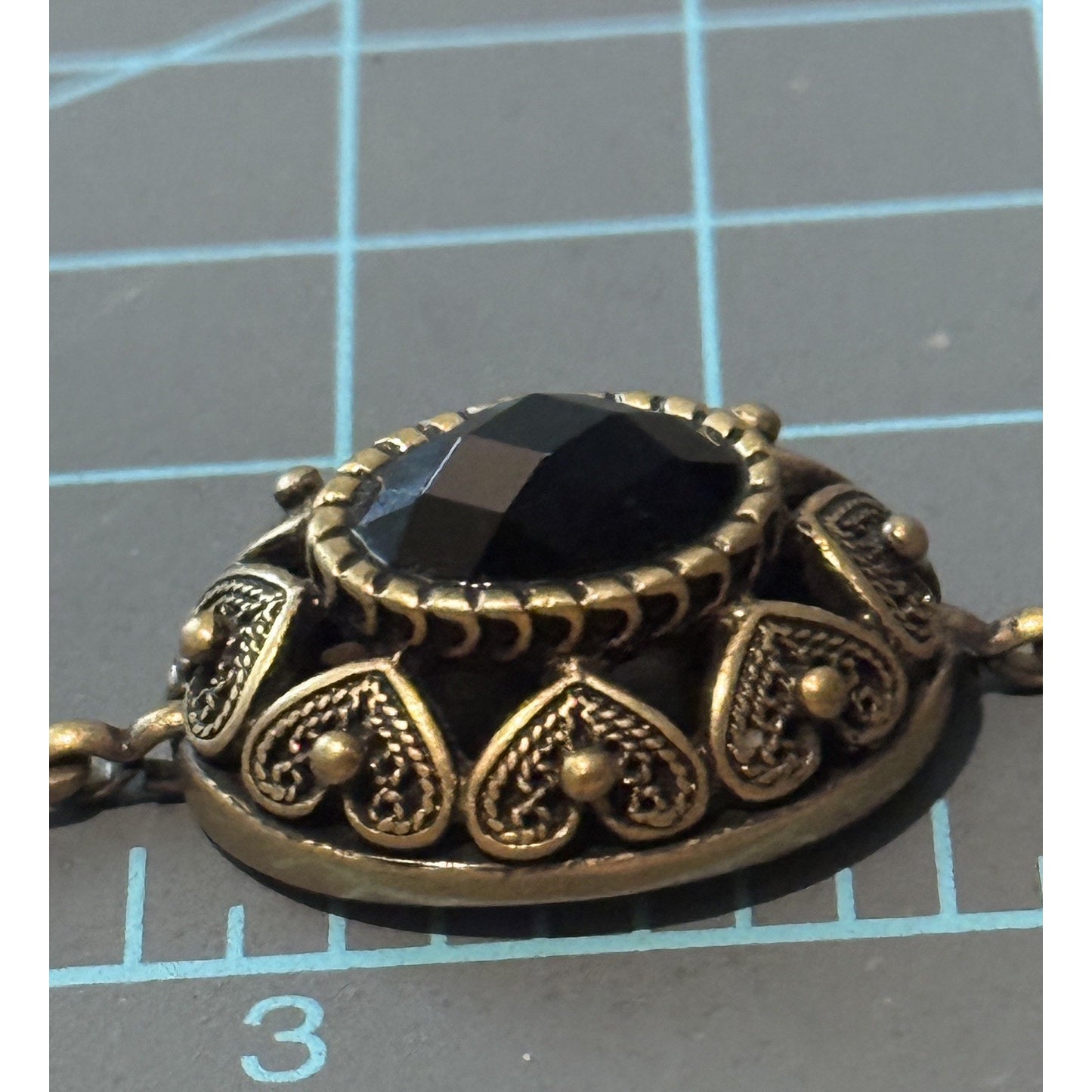 Lucky Brand Gold Tone w/Black Stone Filigree Bracelet 7.5"