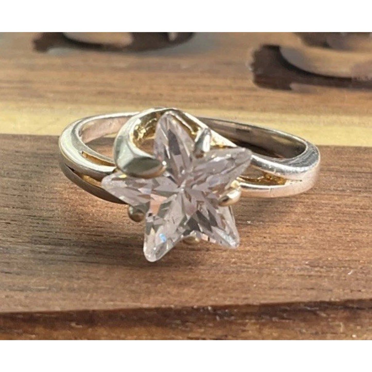 SETA Sterling Silver Star Ring 925 Clear CZ Star Statement Ring Size 8