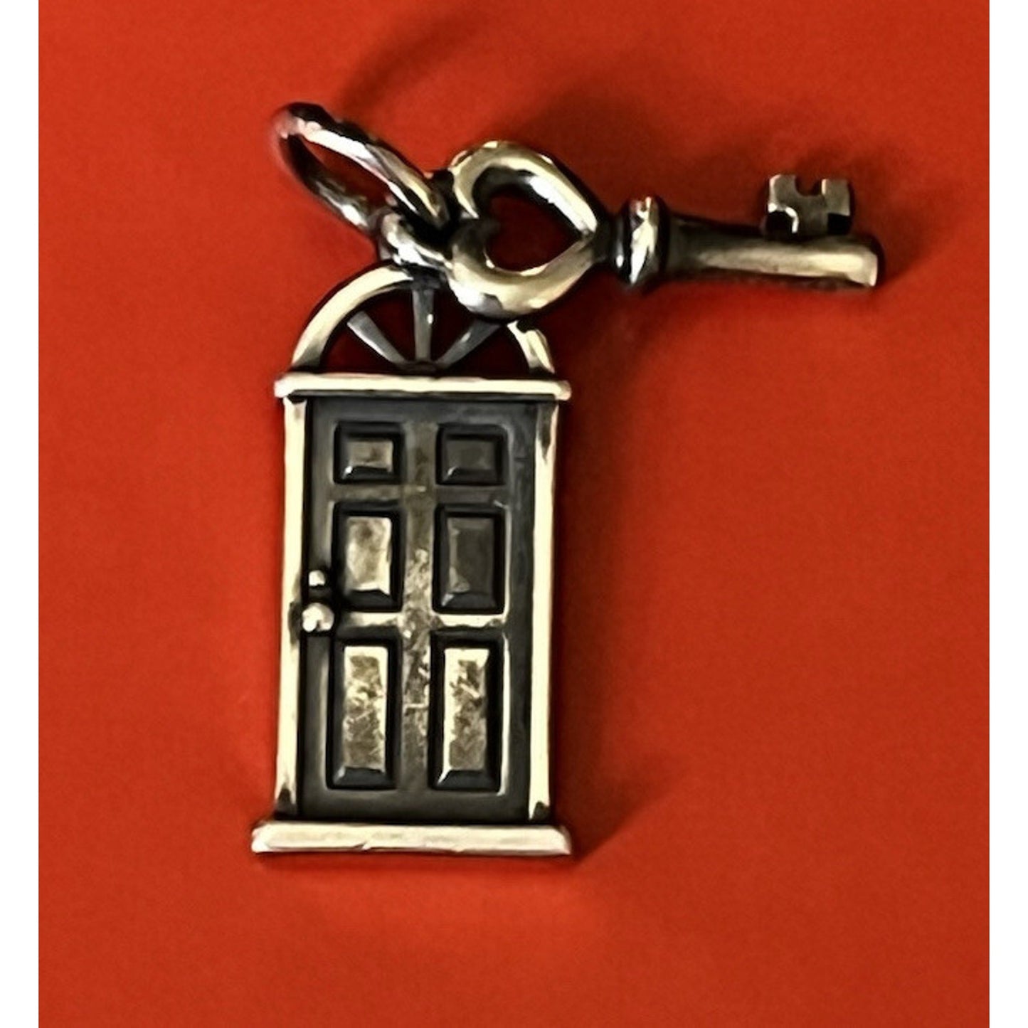 James Avery Retired Sterling Silver Welcome Home Door And Key Charm Or Pendant Pre-Owned