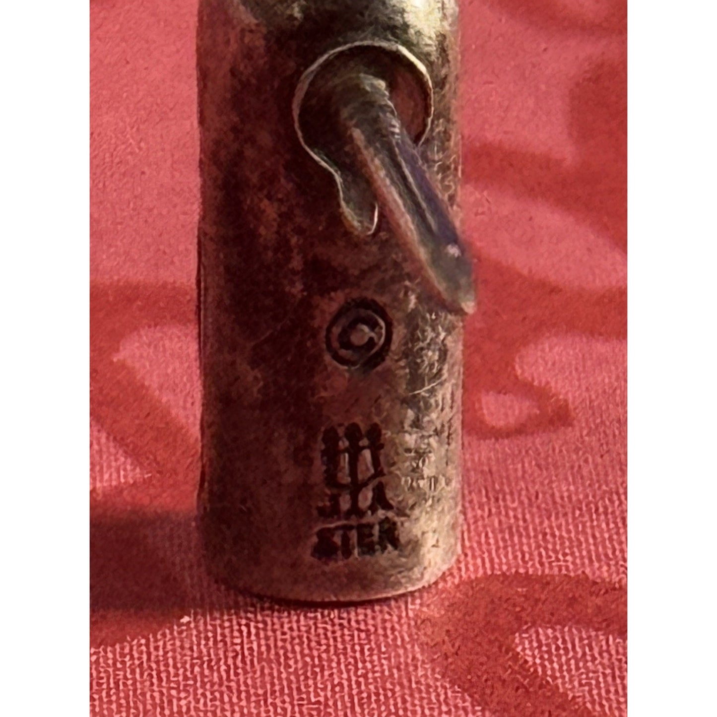 Pre owned James Avery Retired RARE HTF Sterling Silver LONE STAR BEER BOTTLE Pin Charm