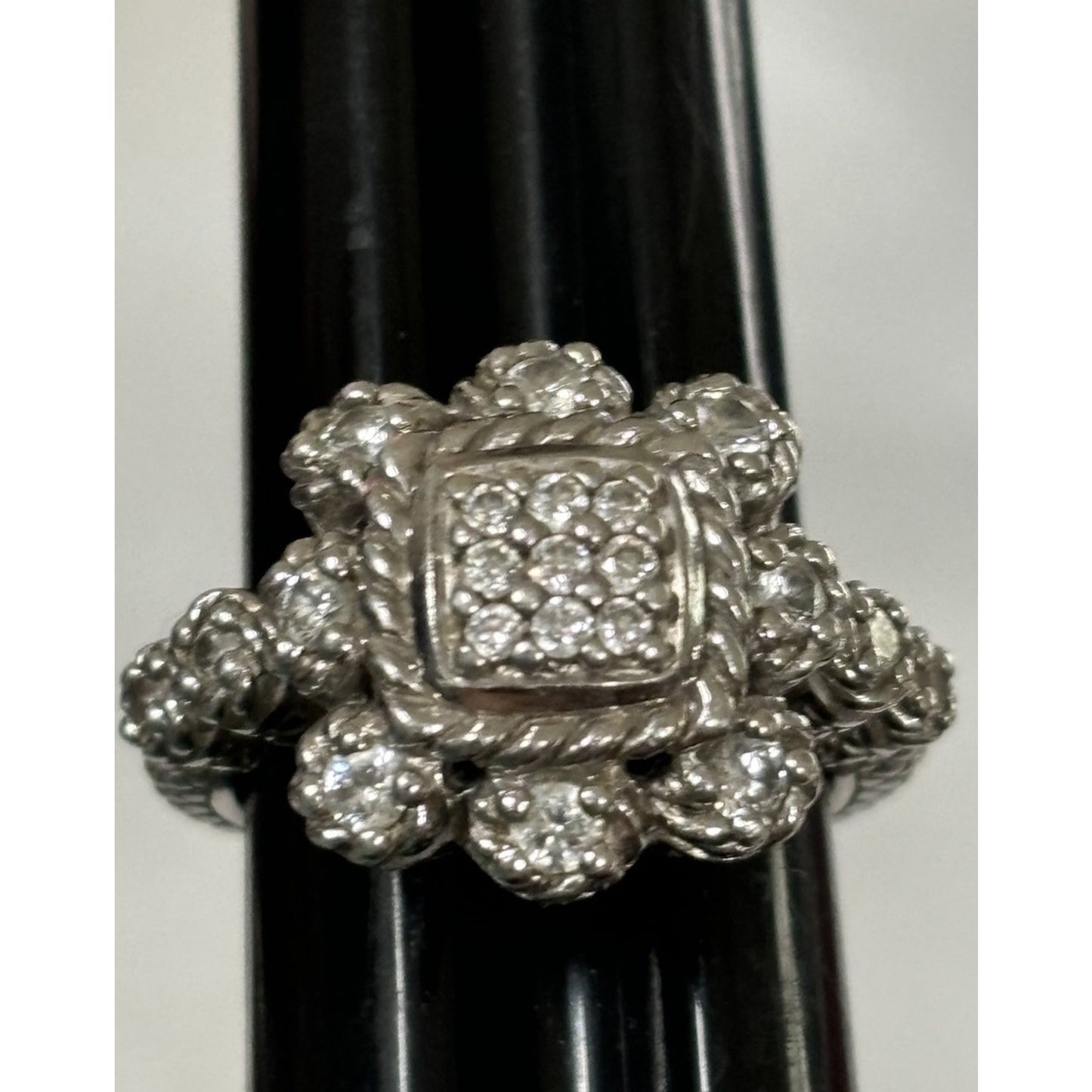 Judith Ripka Sterling Silver Diamonique Halo Cluster Ring size 7 - 9gr