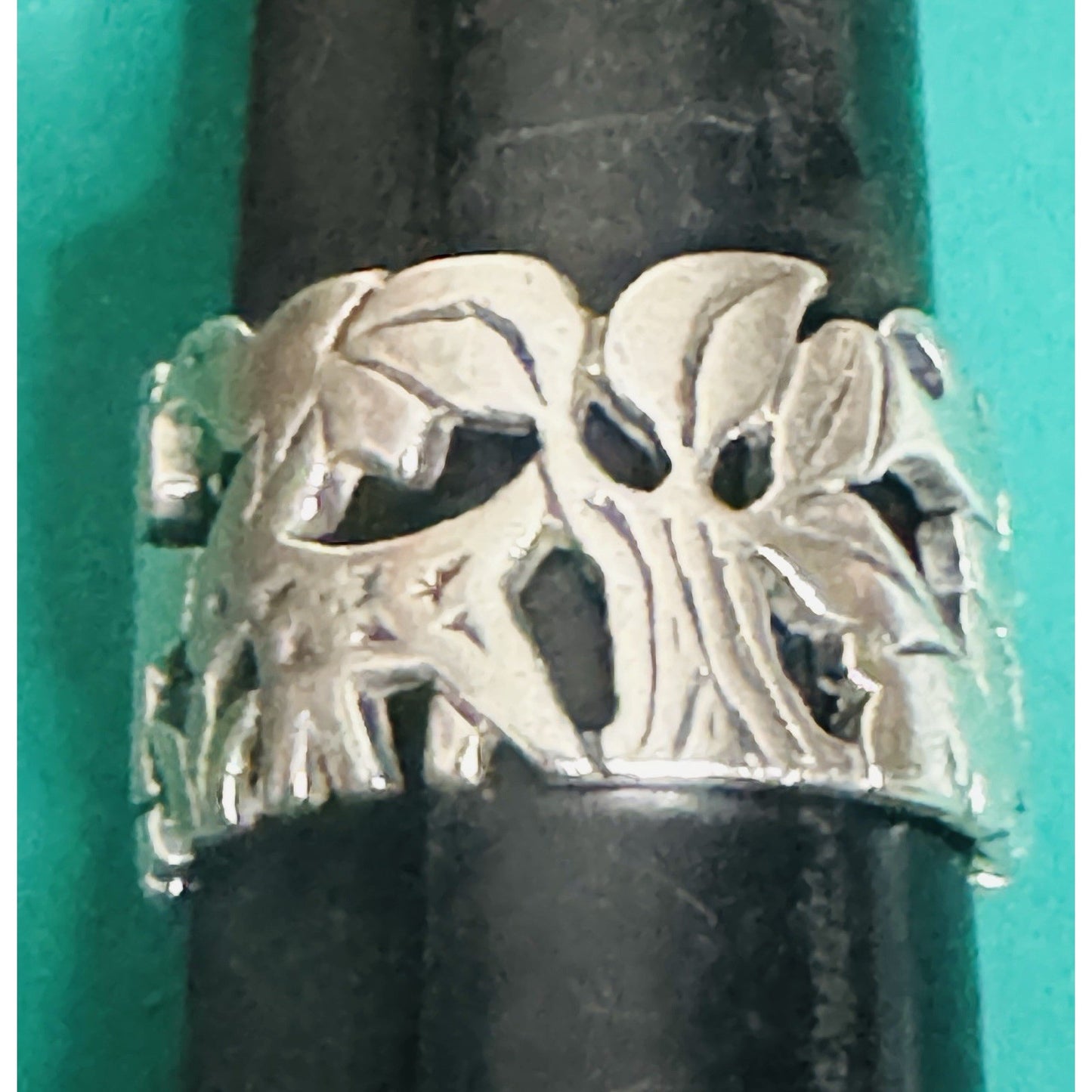 Pre owned James Avery RETIRED Sterling Silver St. Francis Loves The Animals Ring Size 8.5