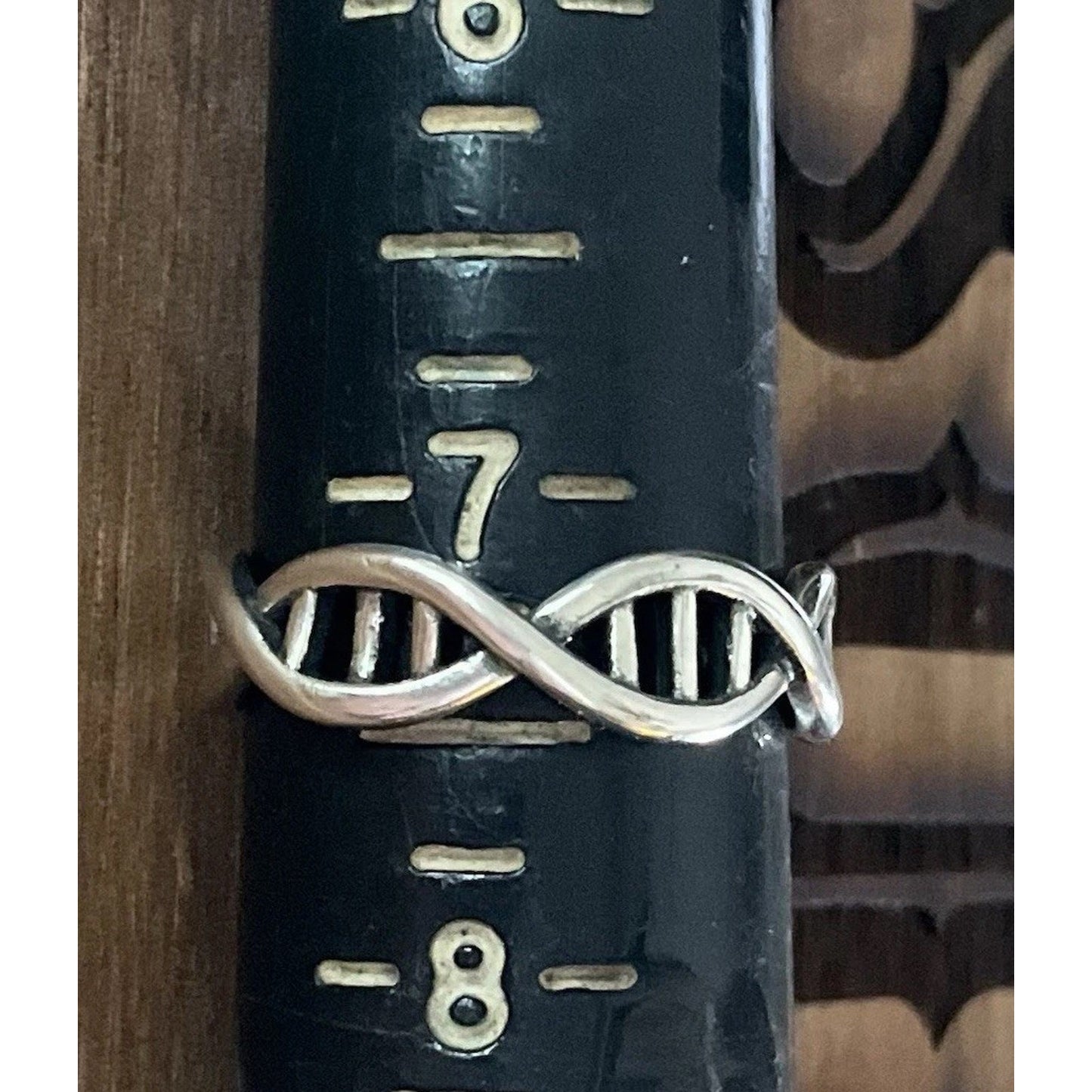 Sterling Silver DNA Ring 925 Double Helix Infinity Twist Band Size 7.5
