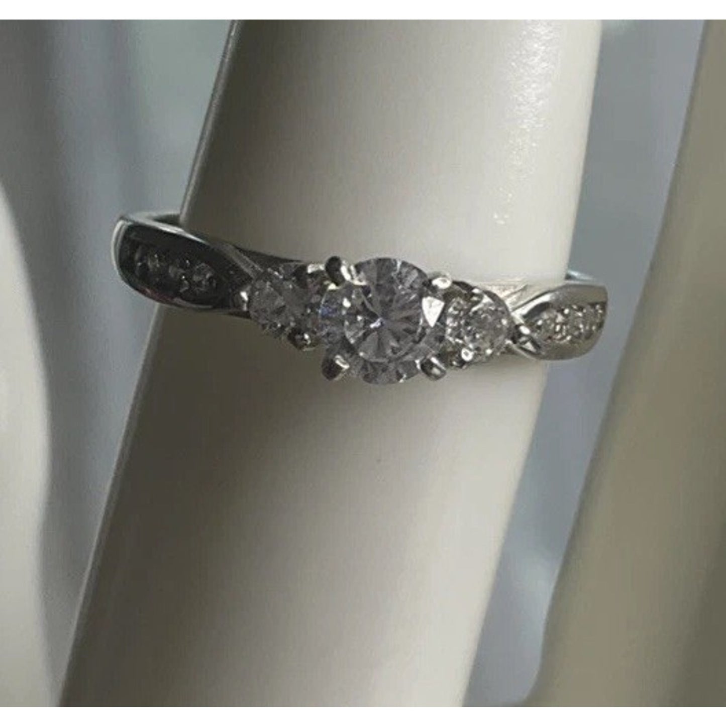 Sterling Silver Three Stone Ring Size 7 Engagement Style Promise Ring 925