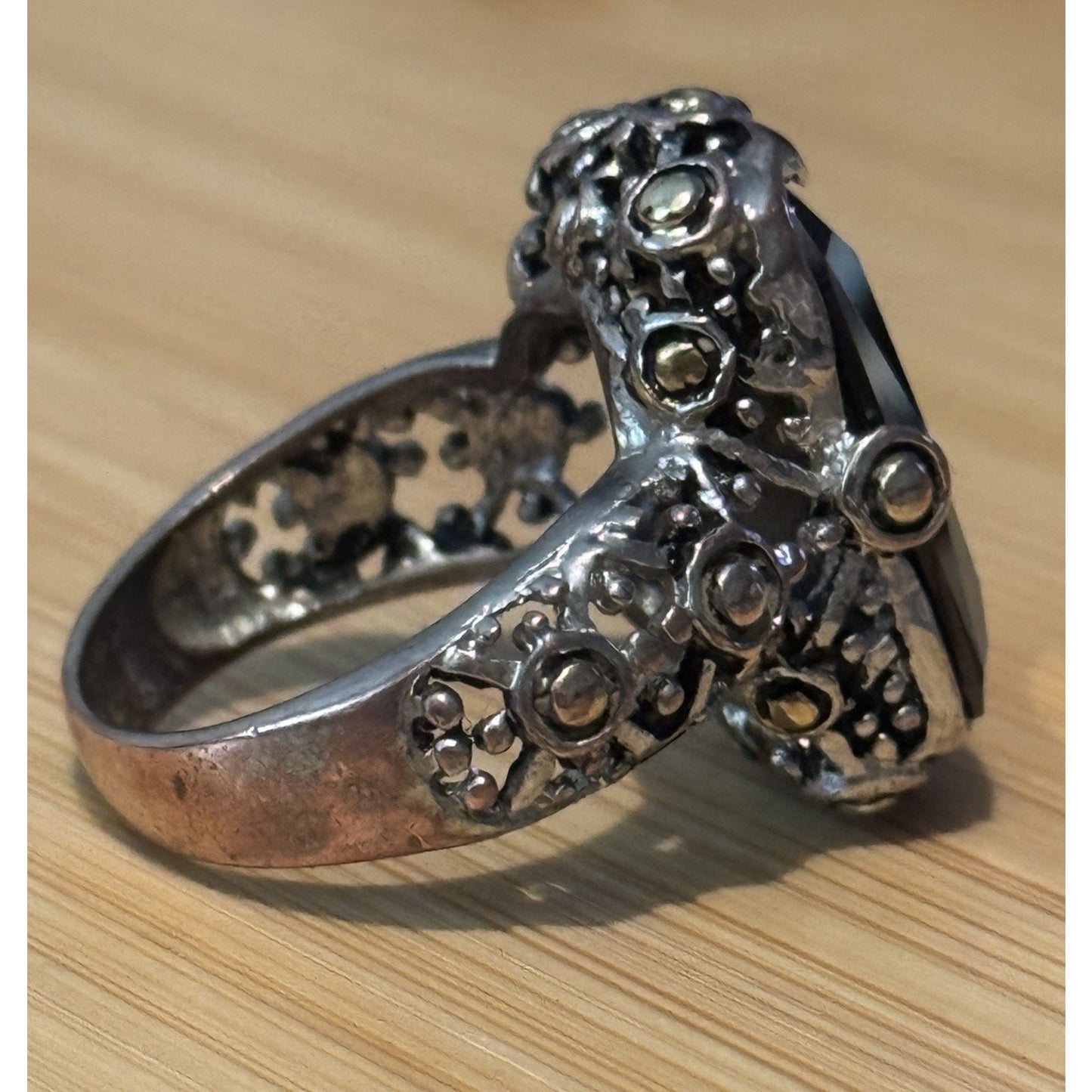 Vintage 18K GE Black Faceted Stone Cocktail Ring Gothic Victorian Revival Sz 8.5