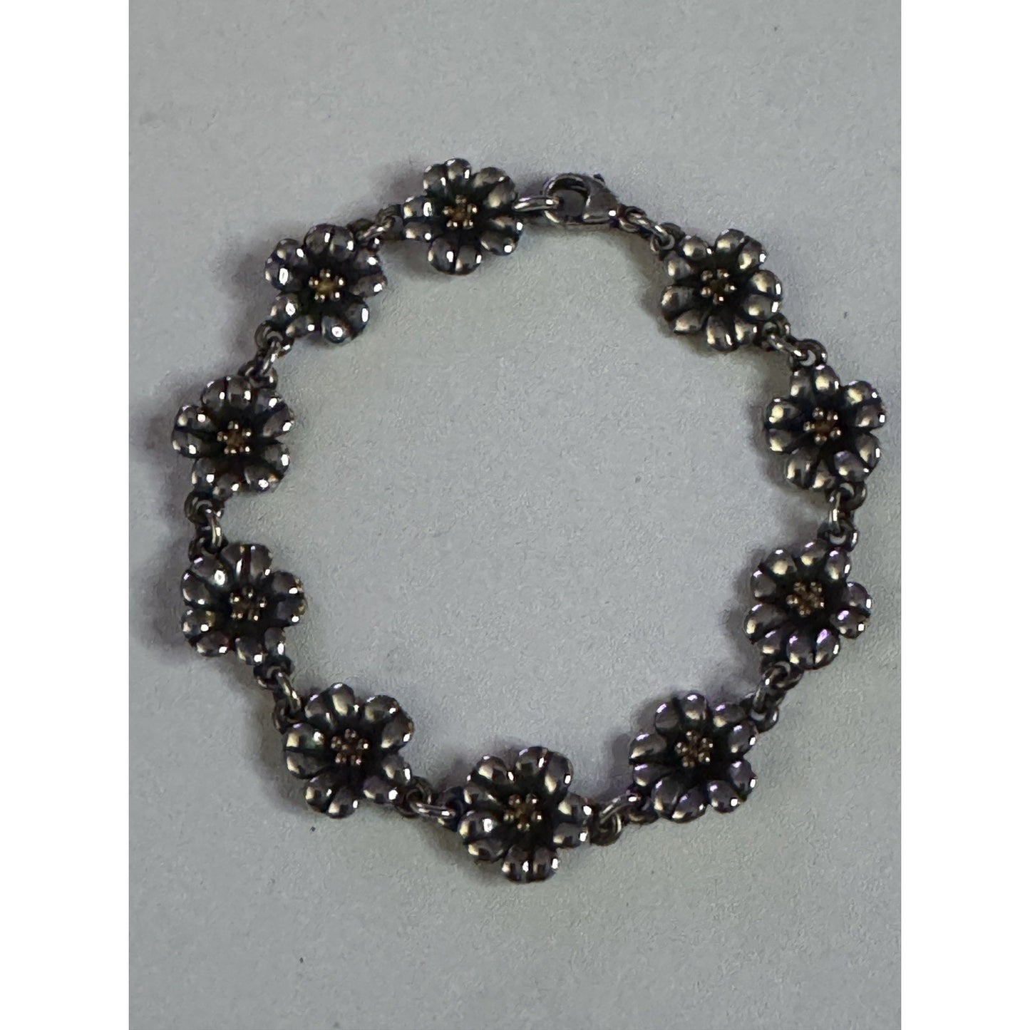 Pre owned James Avery Retired 18k Gold and Sterling Silver April Flower Bracelet Size 7.5”
