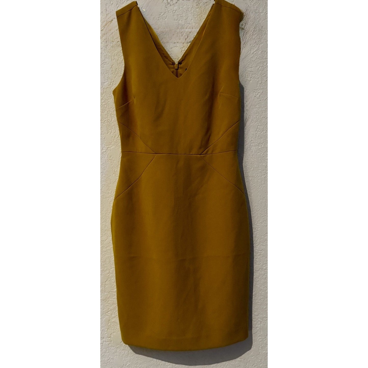 NWT Banana Republic Dress Size 2 Mustard Gold V Neck Sheath Career $99 MSRP